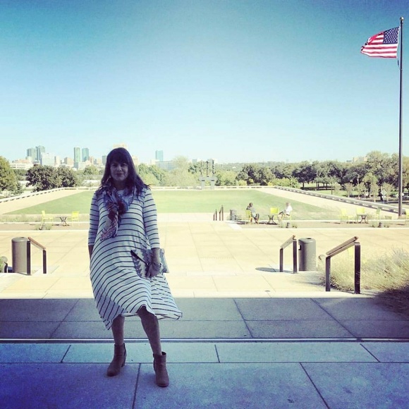 CEO of mommatry and Flippiness - Picture 3 of 8