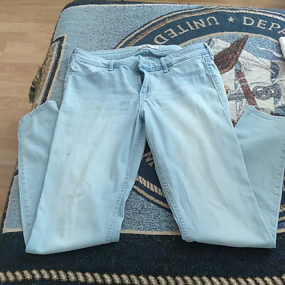 Hollister jeans