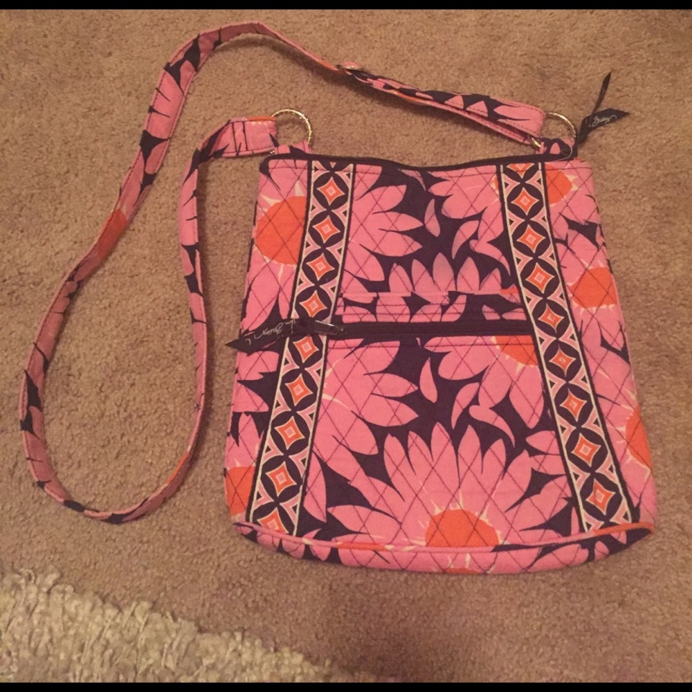 ❤SALE! Vera Bradley Hipster crossbody