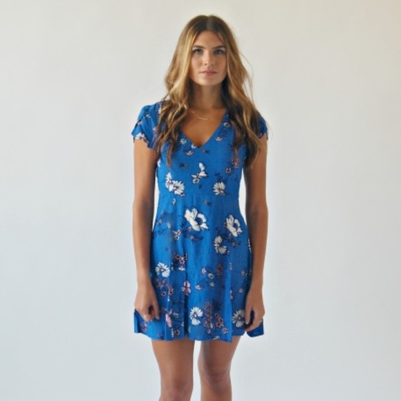 Bliss in Bloom Dress - Picture 1 of 3