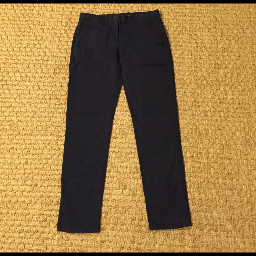 Gap Broken-in straight khakis