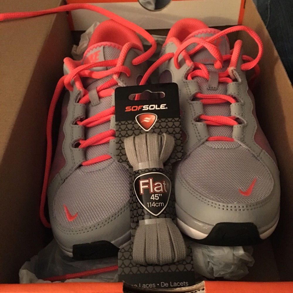 Size 8.5 Nike Shoes