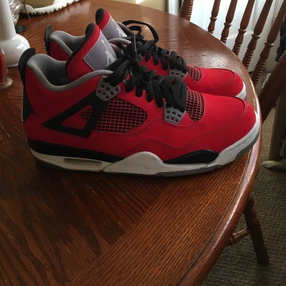 Air Jordan 4 "fire red" sz 9 condition 9/10 - Picture 4 of 4