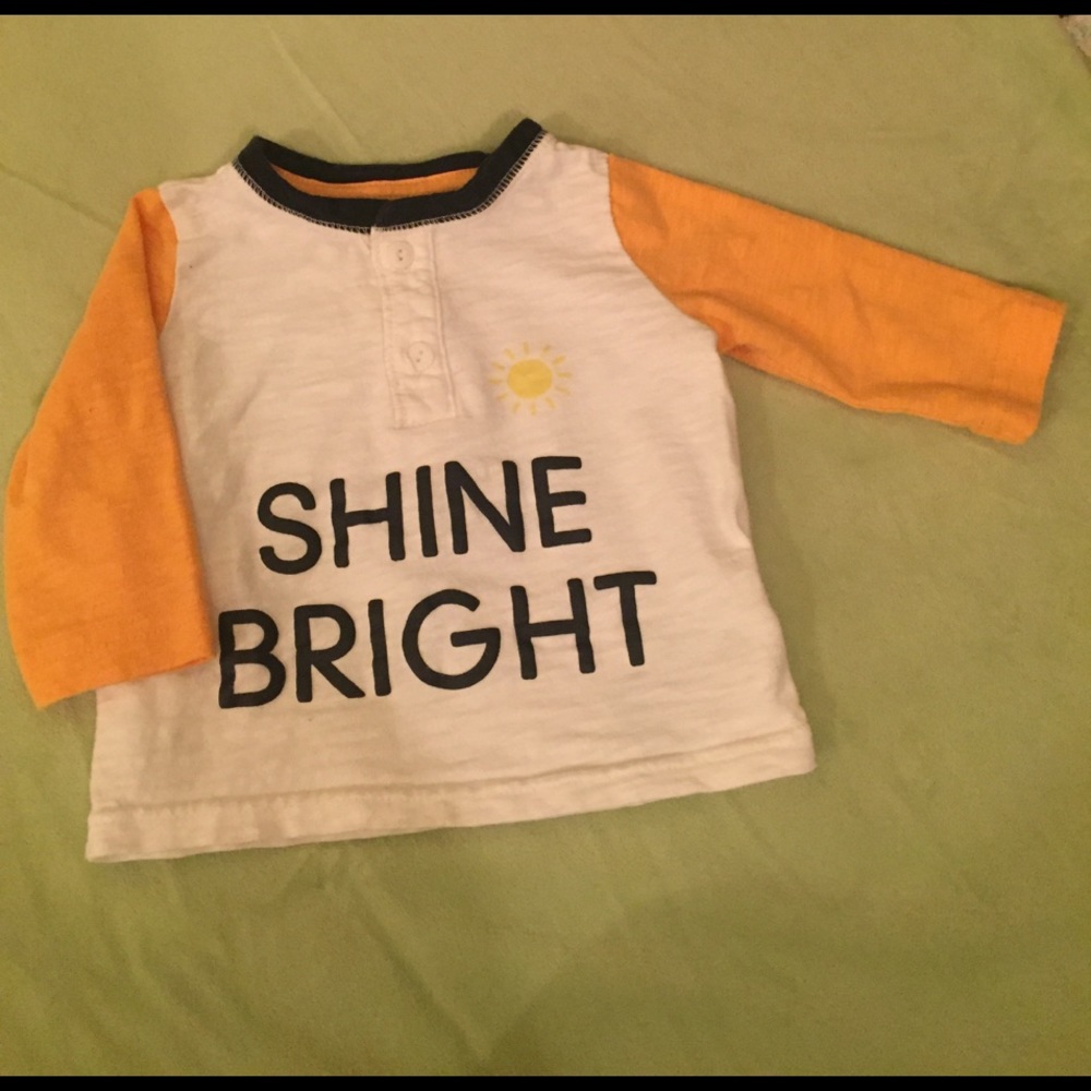 Gap 3-6 month shirt