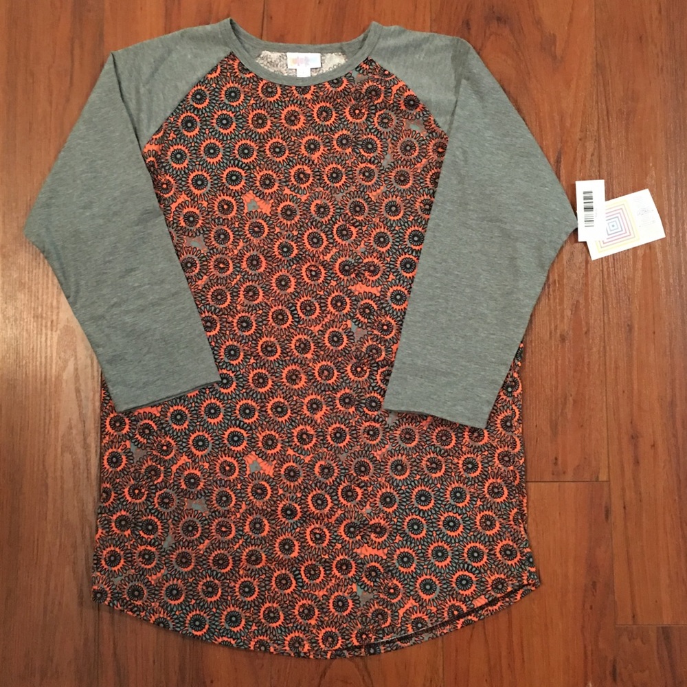 NWT LuLaRoe Randy tee