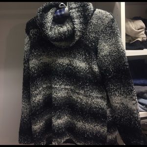 Splendid Swearer NEVER WORN size medium