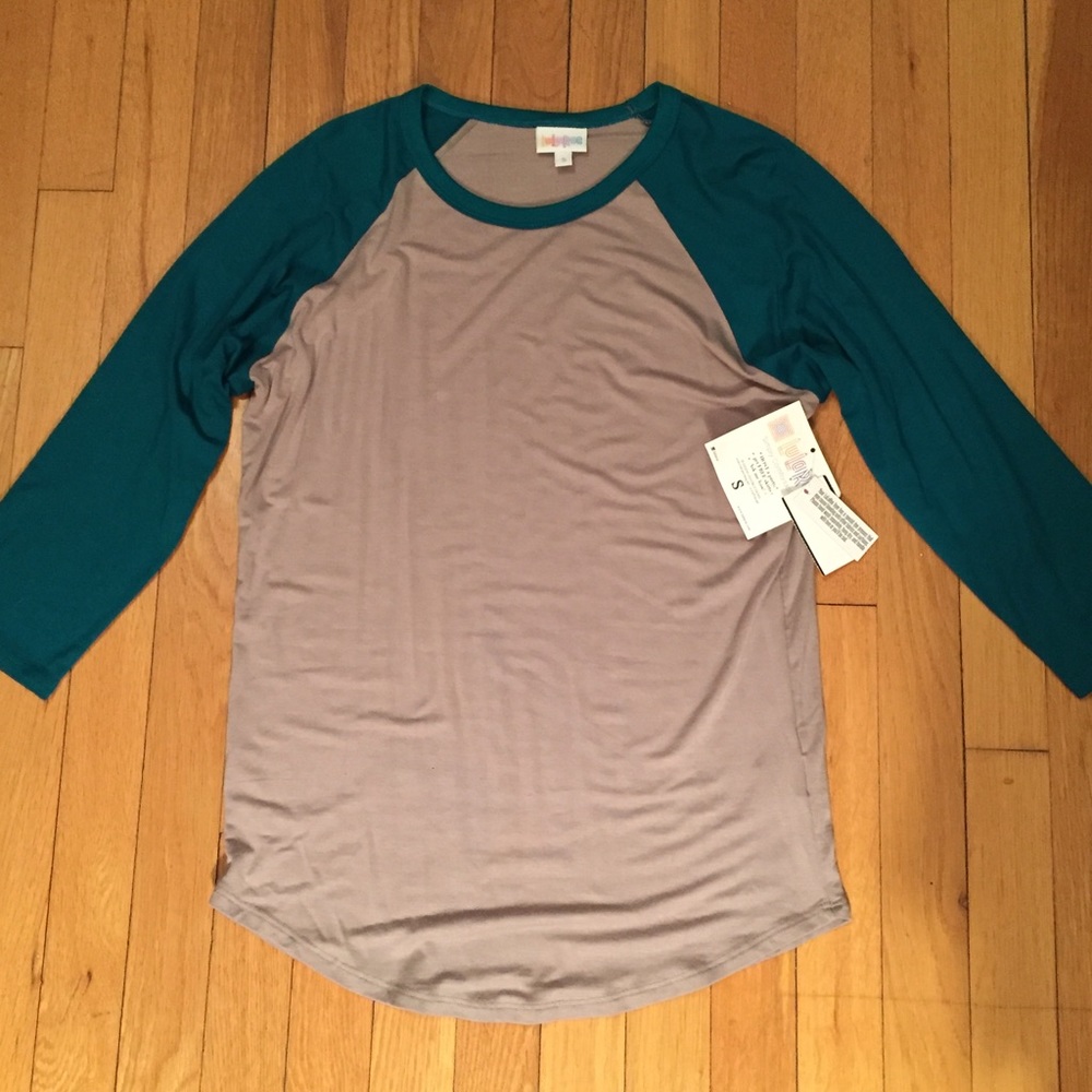 Small LuLaRoe Randy Top