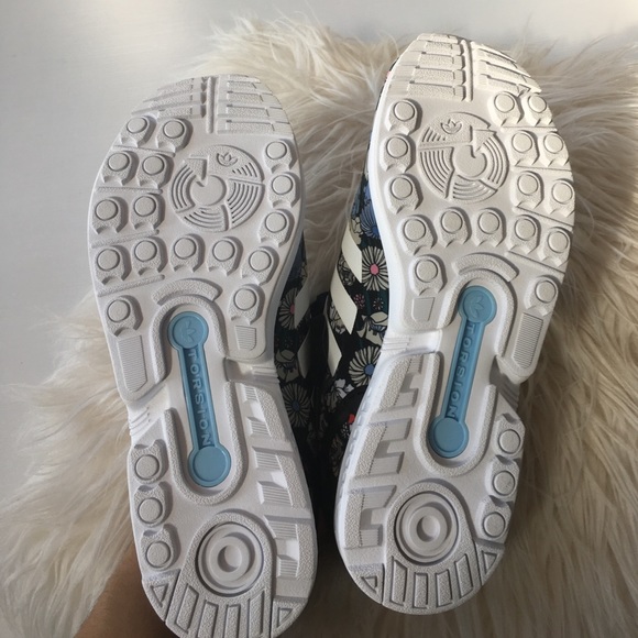 Adidas Sneakers - Picture 3 of 4