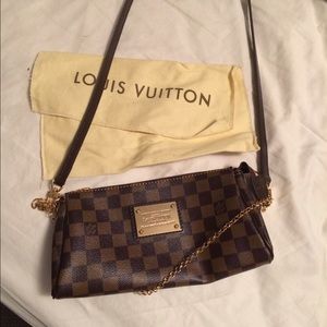 Louis Vuitton crossbody *not authentic*