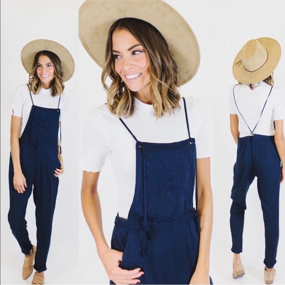 ❤️ valentines special❤️Emmy Embroidered Overalls