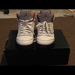 Air Jordan 5 Fire Red