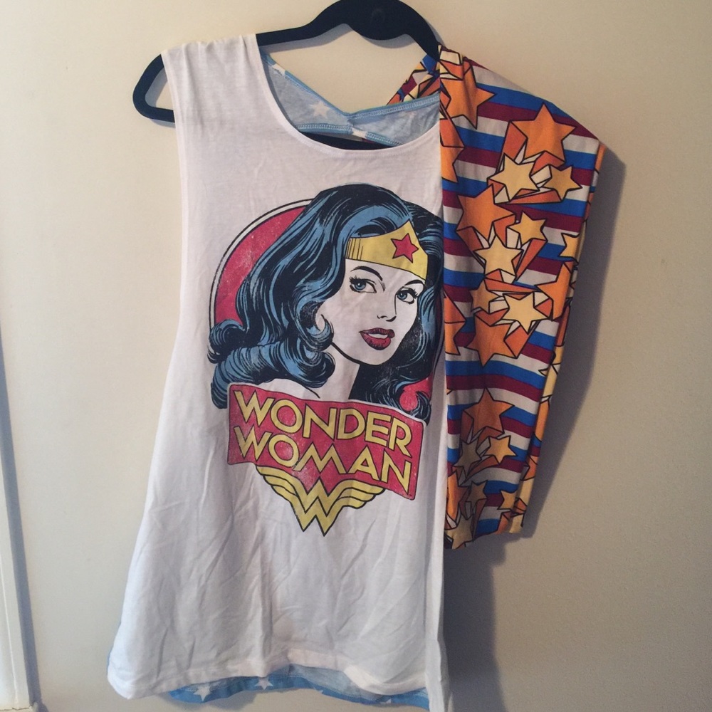 LuLaRoe OS Star Leggings Wonder Woman Tank Top