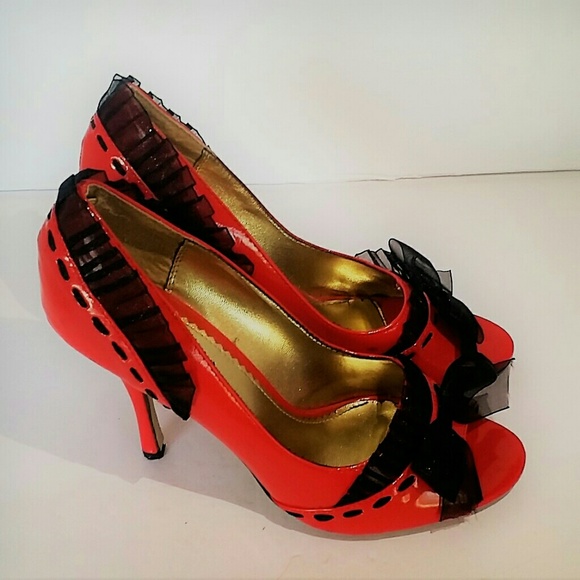 Wild Diva Red Open Toe Frilly Pumps (Size 8) - Picture 4 of 5
