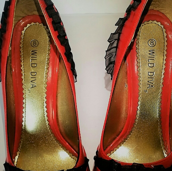 Wild Diva Red Open Toe Frilly Pumps (Size 8) - Picture 5 of 5