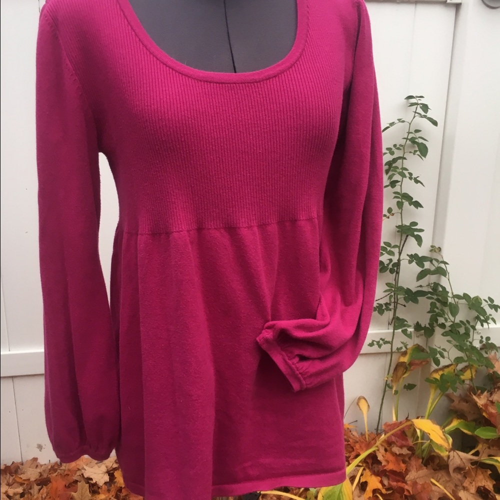 Sweater - Picture 1 of 6