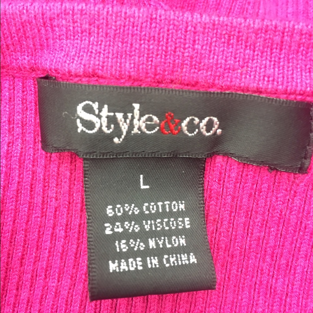Sweater - Picture 5 of 6