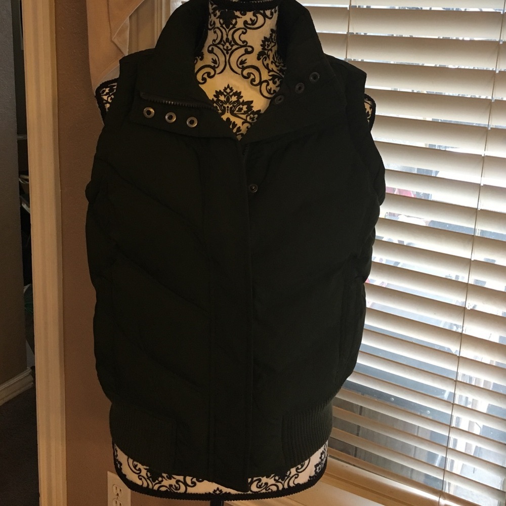 GAP Puff Vest Size S