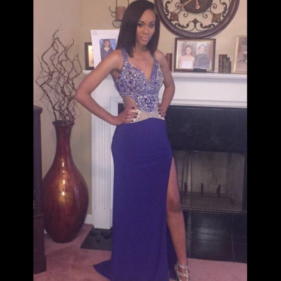 Prom Dress - Picture 1 of 3