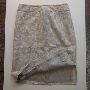 Ann Taylor woven cream skirt