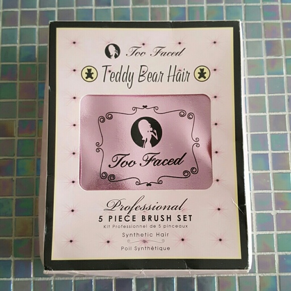 🚫SOLD🚫 Too Faced Teddy Bear Hair Brush Set - Picture 2 of 4