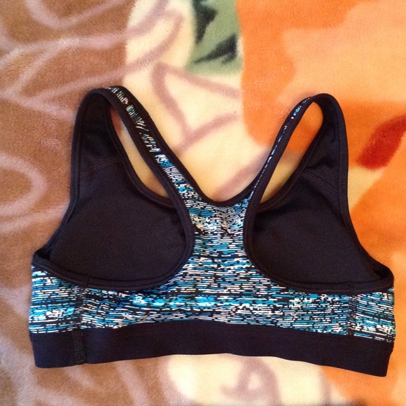 NIKE PRO Sports Bra - Picture 3 of 5