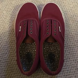 Men's Vans sneakers size 11 color- Burgundy