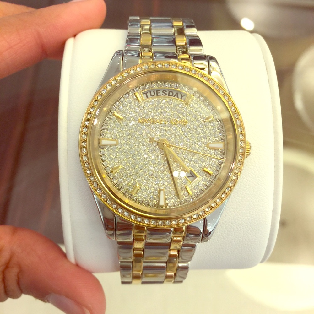 MK watch