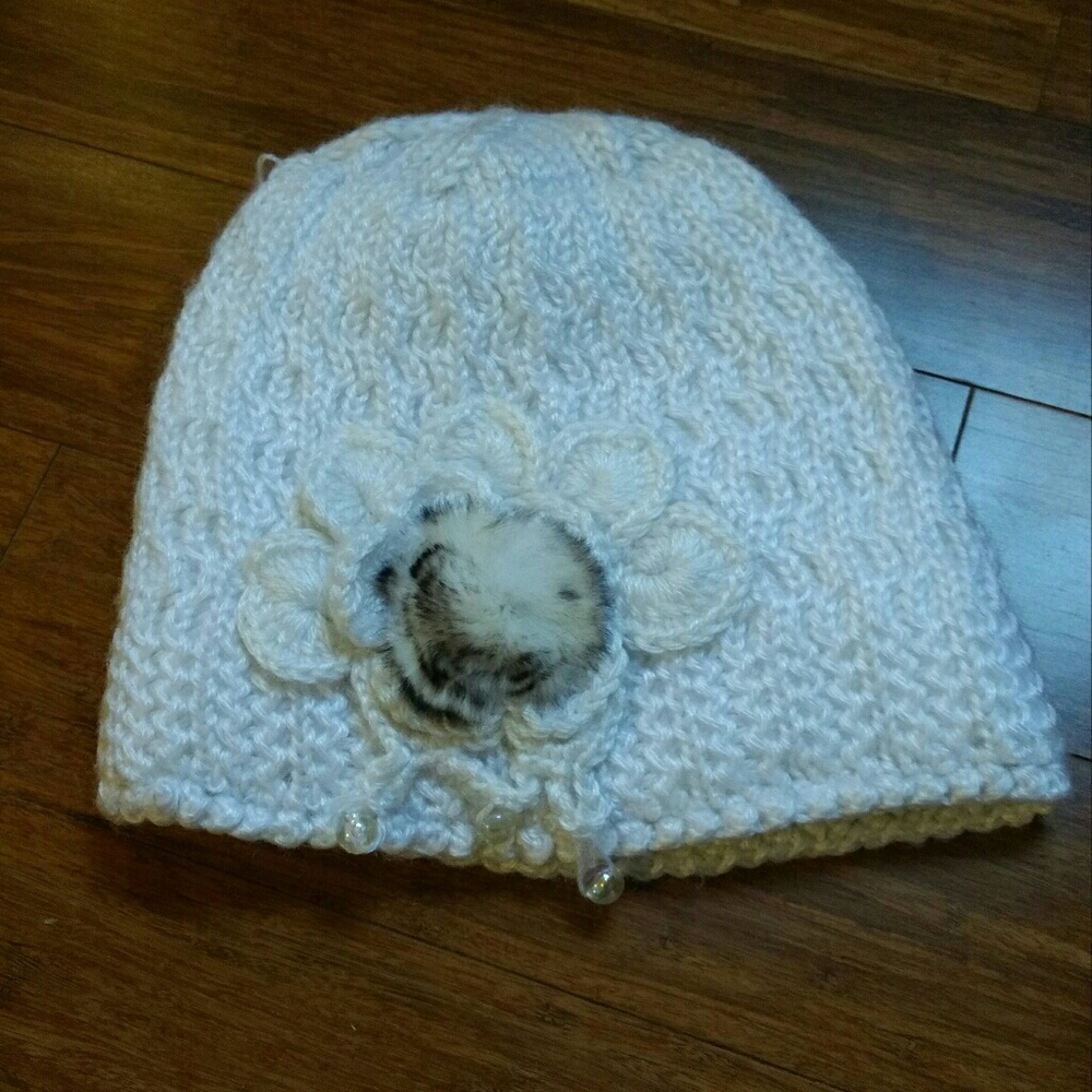 White ladys toboggan