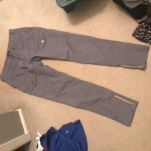 Jaanuu skinny scrub pants in graphite