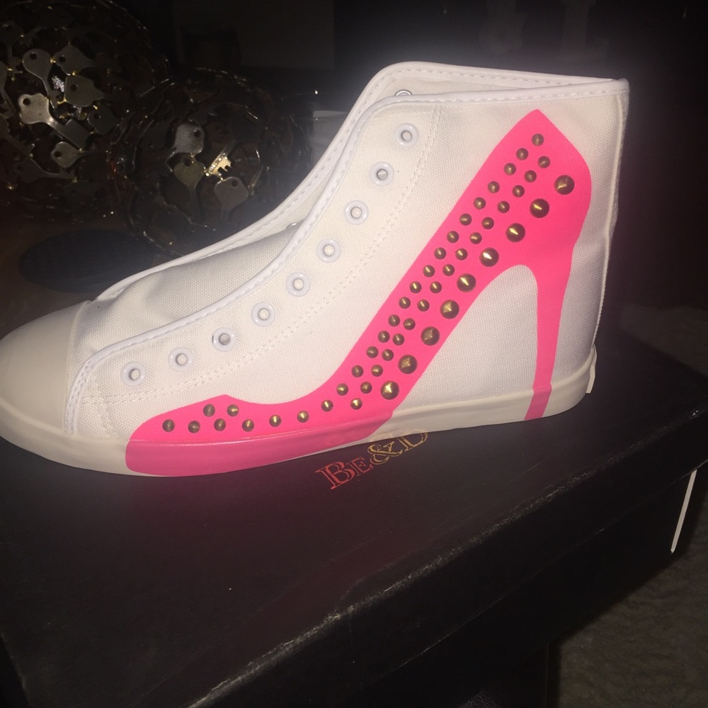 Brand new Be&D sneakers. Never worn. Size 9