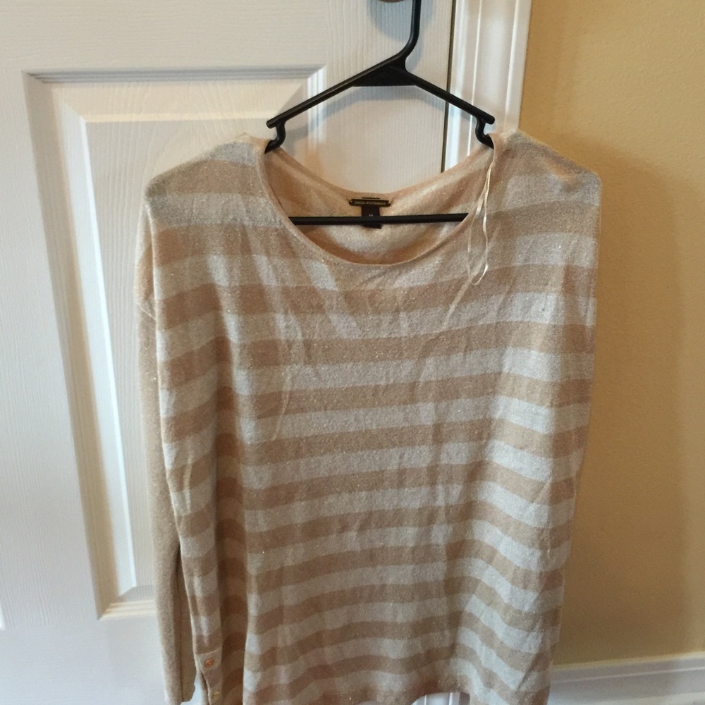 Long sleeve gold shirt