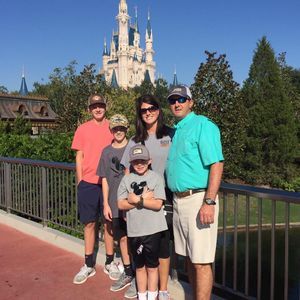 Meet your Posher, Gloria