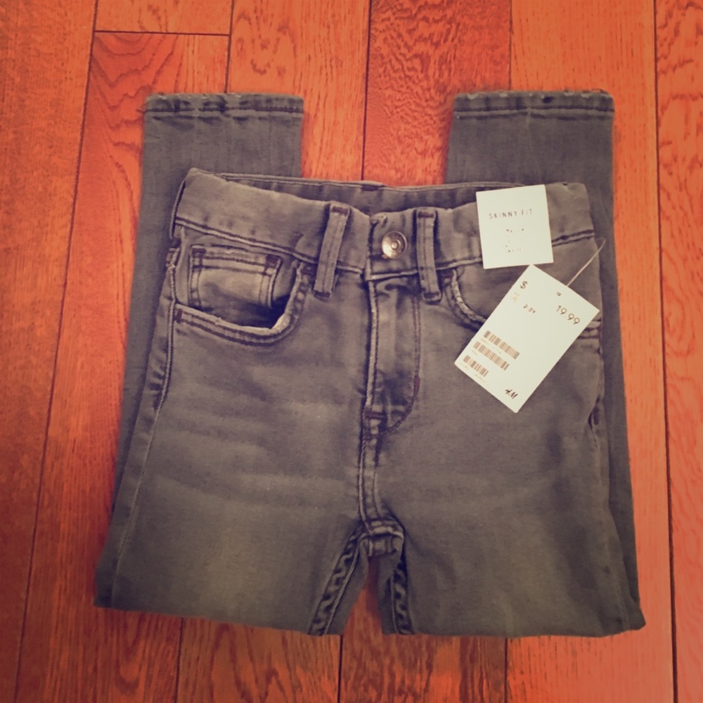 Skinny fit distressed jeans