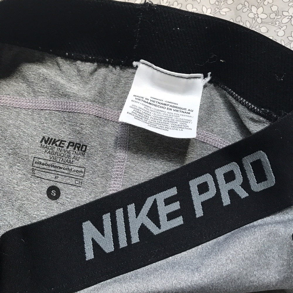 Grey Nike Pro Spandex Women's Small