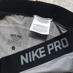Grey Nike Pro Spandex Women's Small