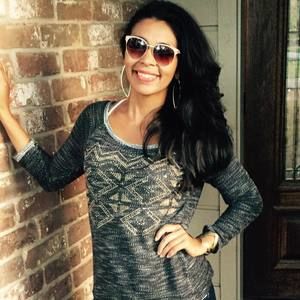 Meet your Posher, Stephanie