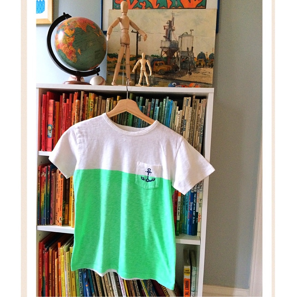 Crewcuts JCrew Green & White Anchor Tshirt size 10