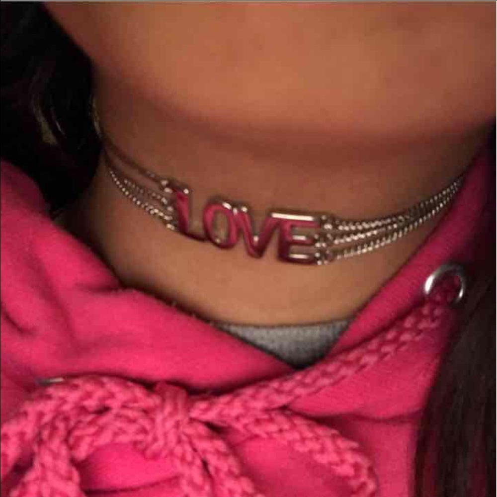 BCBG Maxazria love Choker