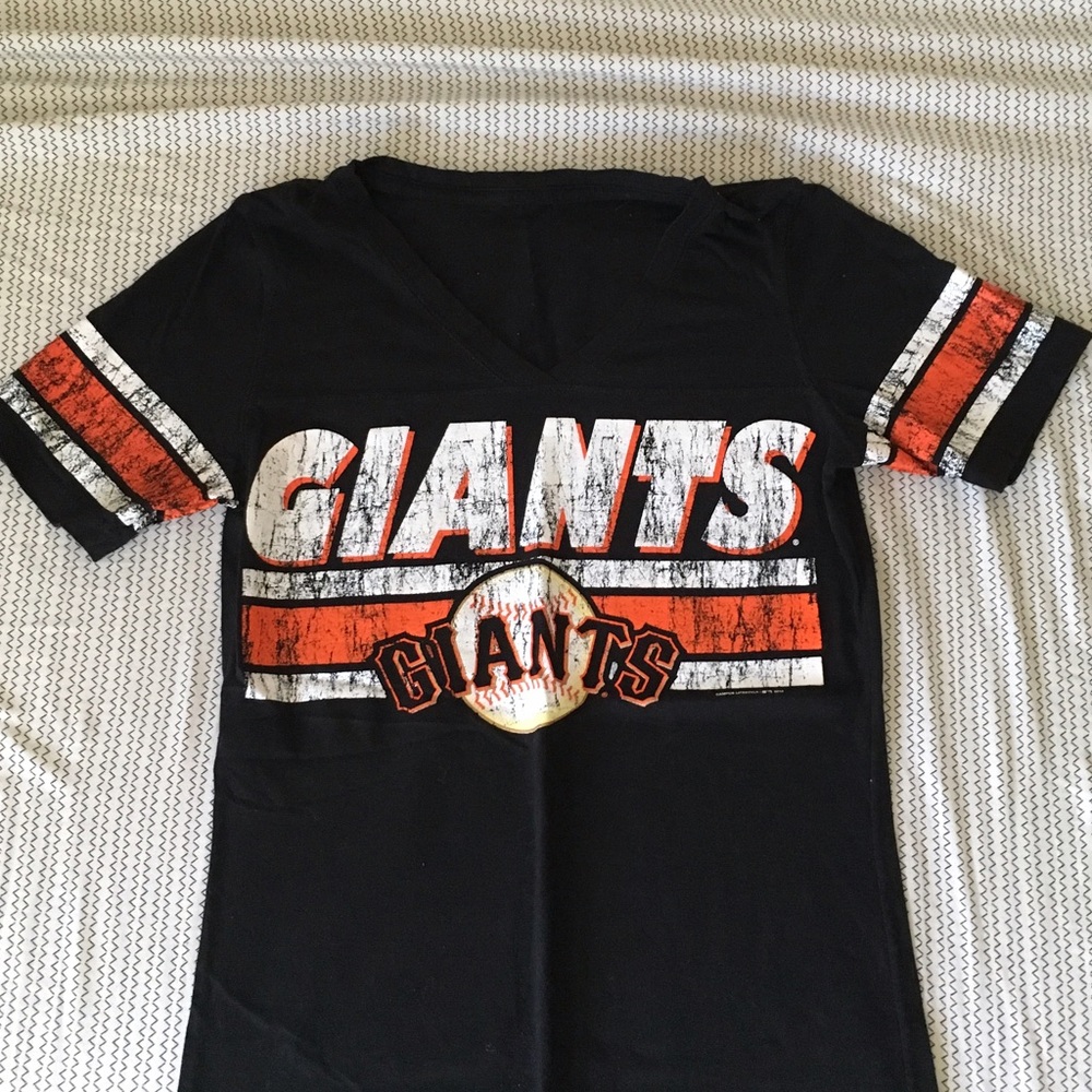 SF Giants v-neck