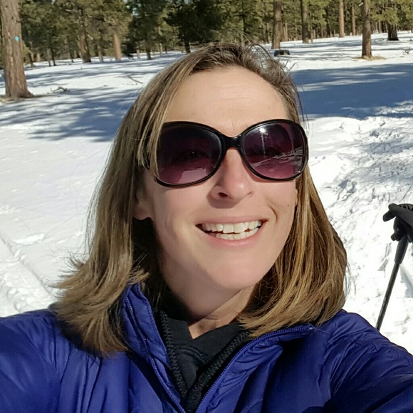 Meet your Posher, Chrystal - Picture 1 of 1