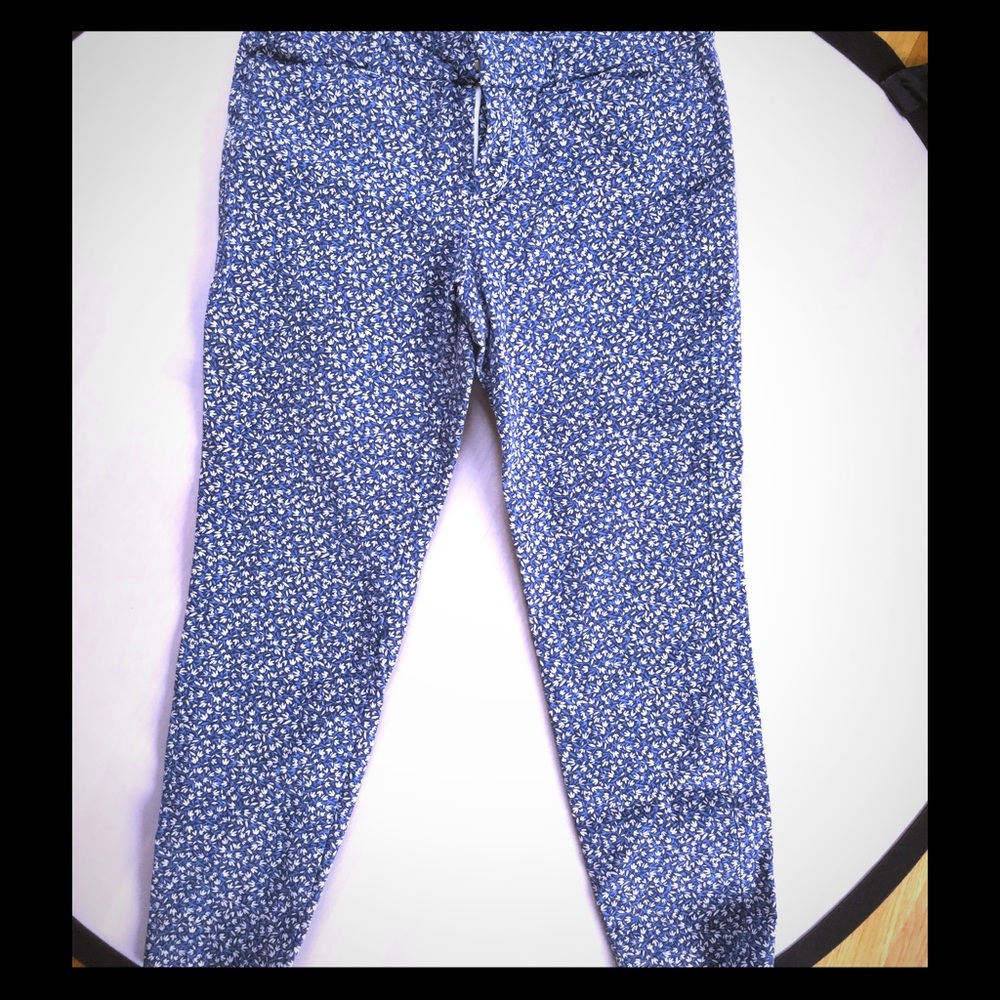 Old Navy Pixie Pants EUC