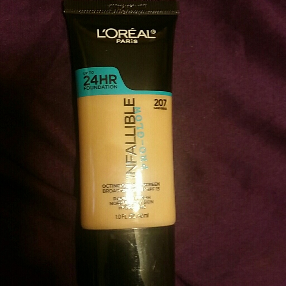 L'Oreal Infallible Pro Glow