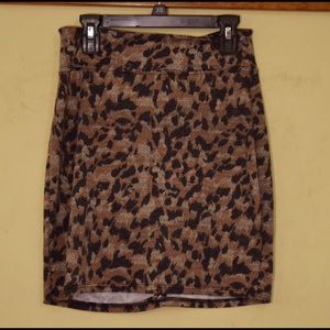 Animal print zip up tube skirt