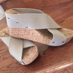 Lucky Brand 8.5 Tan Cork Wedges