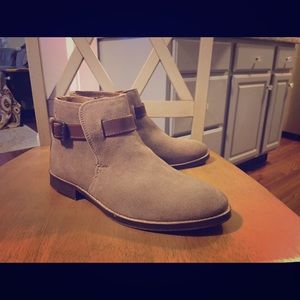 LEVI'S SANCIO BOOTIE - like NEW - only worn once!