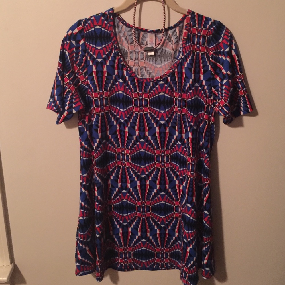 LuLaRoe S Perfect T