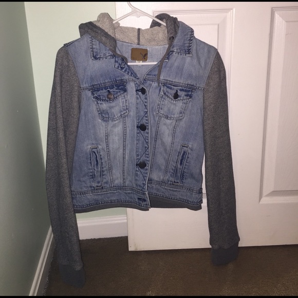 American Eagle Outfitters Jackets & Blazers - American Eagle Denim Vested Hoodie