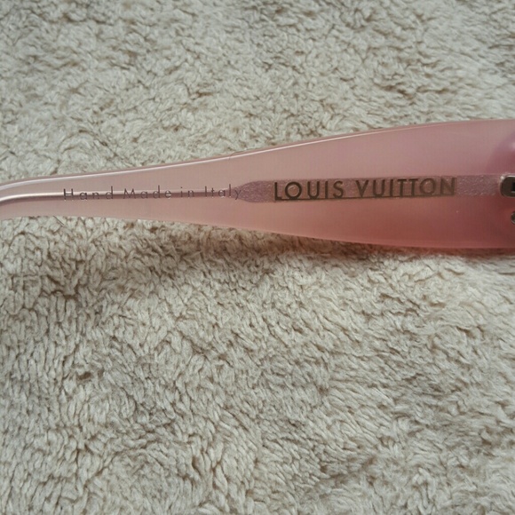 Authentic Louis Vuitton Pink Retro Sunglasses main image 5