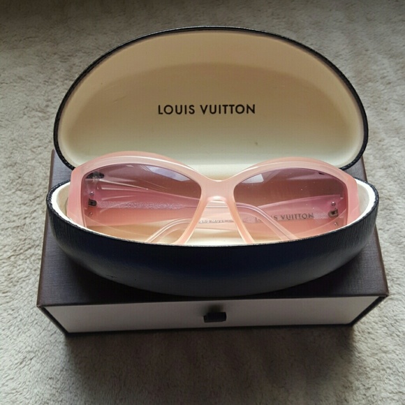 Authentic Louis Vuitton Pink Retro Sunglasses