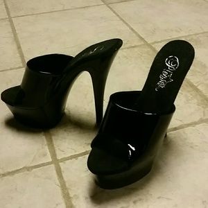 Pleasure platform heels